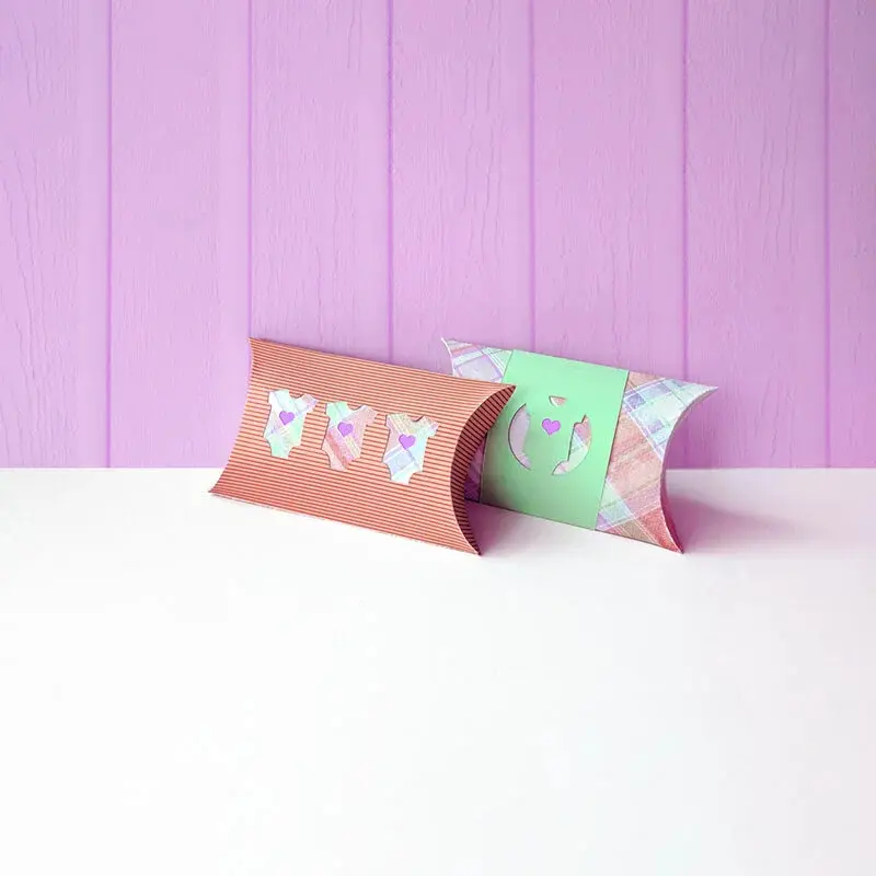 Apparel Pillow Boxes - Image 3